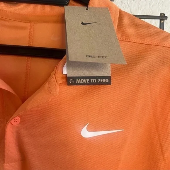 Nike Dry-Fit Golf Shirt NWT - Picture 3 of 6